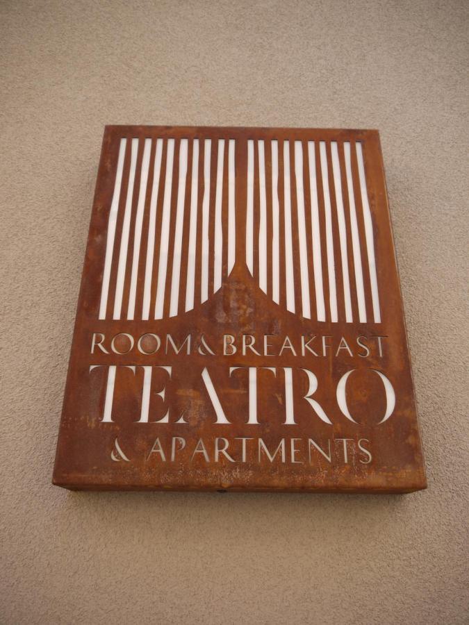 Rb Del Teatro&Apartaments Imola Bagian luar foto