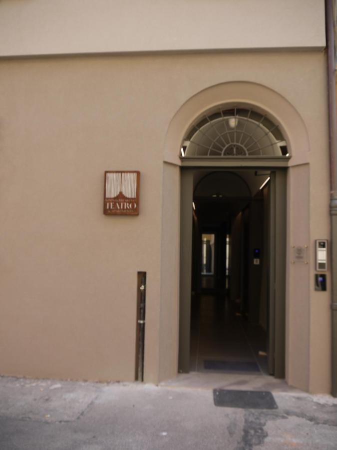 Rb Del Teatro&Apartaments Imola Bagian luar foto